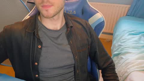 Snapshot of jamie_lad chatting on 02/15/25, 03:06 Jamie online show from 02/15/25, 03:06