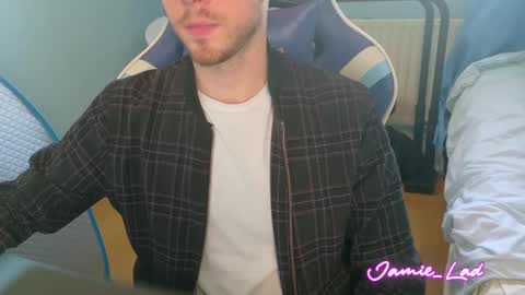 Snapshot of jamie_lad chatting on 03/09/25, 11:14 Jamie online show from 03/09/25, 11:14