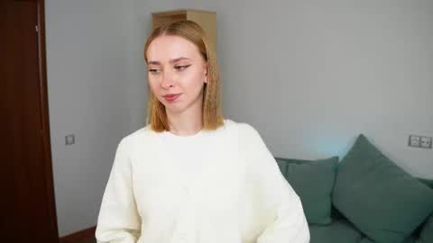 Emily online show from 10/23/25, 06:34