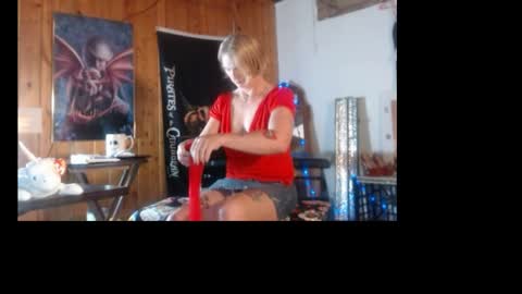 Snapshot of jamiebottoms chatting on 04/03/26, 12:36 Jamie Bottoms online show from 04/03/26, 12:36