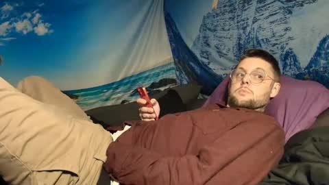 OF - Jamiejordans online show from 10/30/25, 02:46