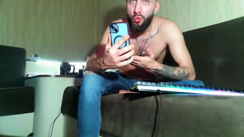 Robbie online show from 02/23/25, 06:28