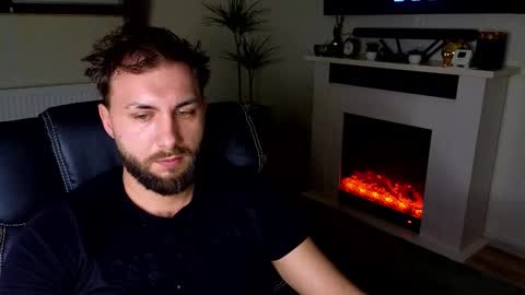 Snapshot of jamienoxus chatting on 03/26/26, 07:03 Robbie online show from 03/26/26, 07:03