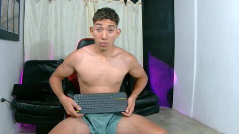 Jamithindependent model online show from 04/10/26, 09:25