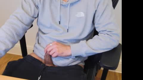 Snapshot of jammyedge chatting on 03/04/25, 08:27 Jammy online show from 03/04/25, 08:27