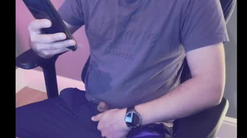 Snapshot of jammyedge chatting on 04/03/26, 08:51 Jammy online show from 04/03/26, 08:51