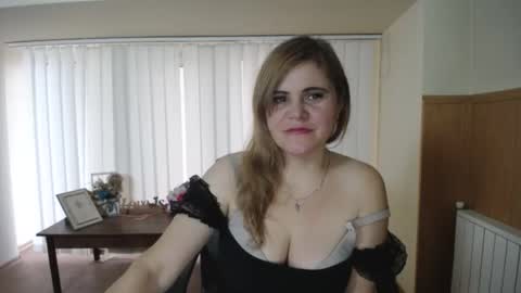 janaloveli online show from 12/18/24, 11:24