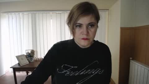 janaloveli online show from 12/19/24, 08:45