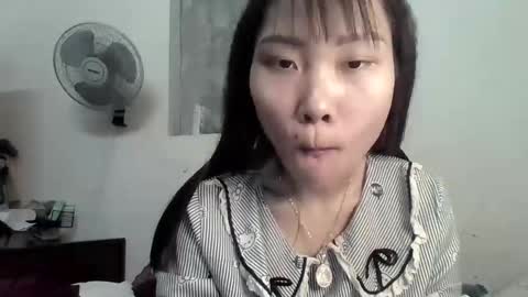 Snapshot of jane_baby999 chatting on 03/19/26, 05:50 jane_baby999 online show from 03/19/26, 05:50