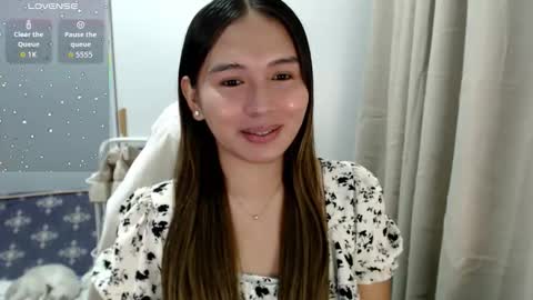 YOUR LOVELY JANE online show from 12/17/25, 10:49