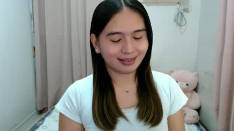 Snapshot of jane_bratxxx chatting on 04/17/26, 10:24 YOUR LOVELY JANE online show from 04/17/26, 10:24