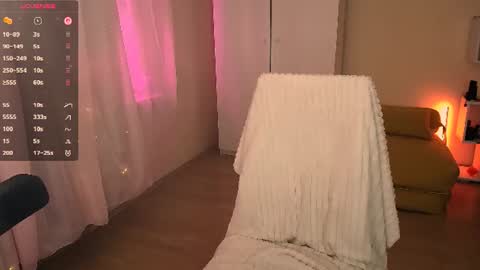 Snapshot of jane_kinn chatting on 07/07/26, 07:23 jane_kinn online show from 07/07/26, 07:23