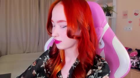 Snapshot of jane_mendezz chatting on 12/15/25, 05:39 Mary Jane online show from 12/15/25, 05:39