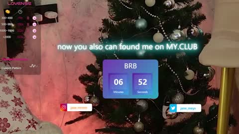 Snapshot of jane_meys chatting on 12/24/24, 11:28 your kitty JANE roawww online show from 12/24/24, 11:28