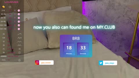 Snapshot of jane_meys chatting on 01/28/25, 08:14 your kitty JANE roawww online show from 01/28/25, 08:14