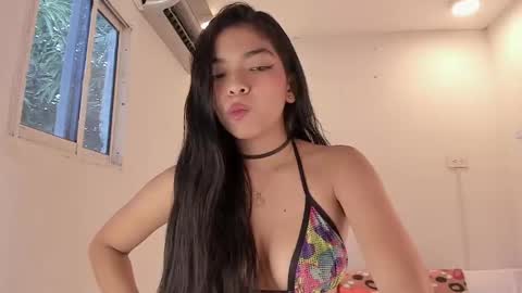 Snapshot of jane_monttgomery chatting on 12/05/24, 08:00 Jane M online show from 12/05/24, 08:00