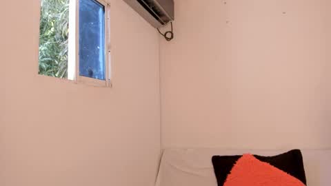 Snapshot of jane_monttgomery chatting on 02/13/25, 05:01 Jane M online show from 02/13/25, 05:01