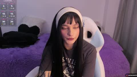 Jane online show from 09/22/25, 11:07