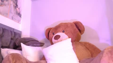 Snapshot of janeebony_ chatting on 02/13/25, 07:42 Jane online show from 02/13/25, 07:42