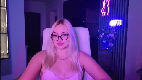 Jane online show from 11/04/25, 09:03