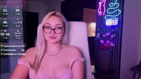 Jane online show from 12/17/25, 09:32