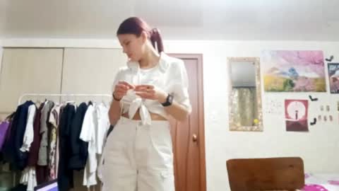 Snapshot of janenezinn chatting on 04/23/26, 06:32 Sofia online show from 04/23/26, 06:32
