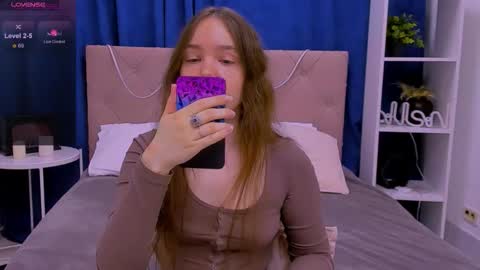 Snapshot of janenichols chatting on 03/04/26, 01:11 Jane online show from 03/04/26, 01:11