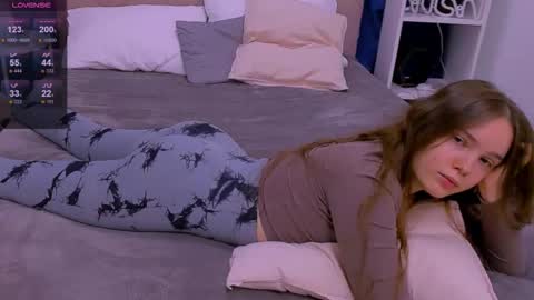 Snapshot of janenichols chatting on 03/08/26, 02:04 Jane online show from 03/08/26, 02:04