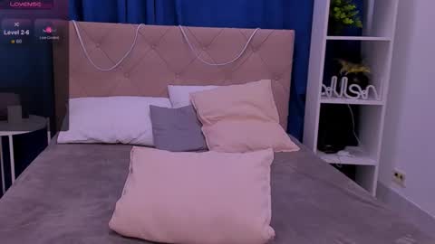 Snapshot of janenichols chatting on 03/13/26, 01:01 Jane online show from 03/13/26, 01:01