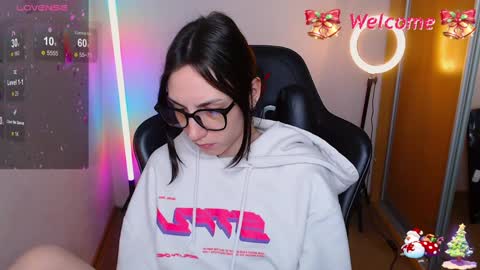 Snapshot of janeroger chatting on 12/13/24, 04:43 Jane Roger online show from 12/13/24, 04:43