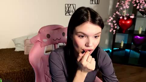 Snapshot of janetcensley chatting on 03/24/26, 09:25 Alexia online show from 03/24/26, 09:25