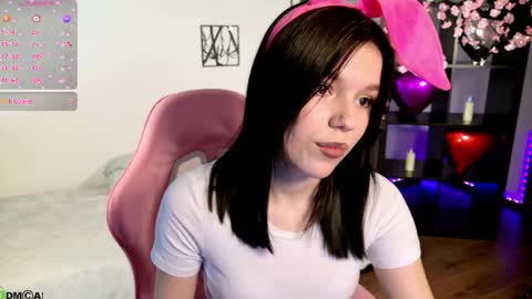 Snapshot of janetcensley chatting on 04/04/26, 08:01 Alexia online show from 04/04/26, 08:01