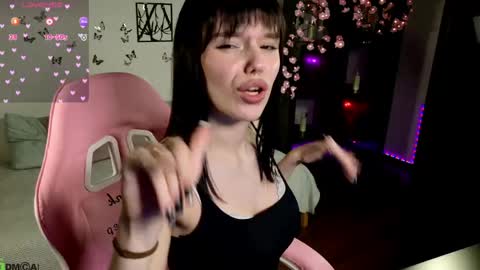 Snapshot of janetcensley chatting on 04/15/26, 09:16 Alexia online show from 04/15/26, 09:16