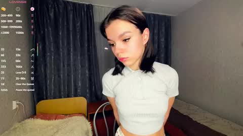 Aleksia online show from 12/22/25, 12:24