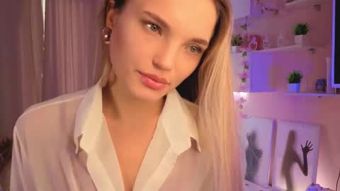 Hi Im Alice and here youll find something online show from 10/16/25, 06:14