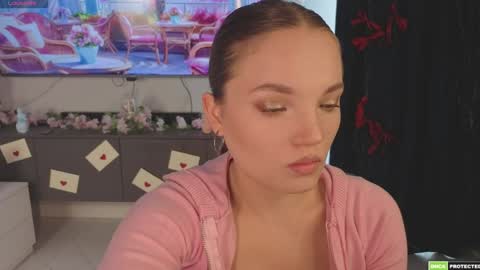 Hi Im Alice and here youll find something online show from 04/10/26, 07:02