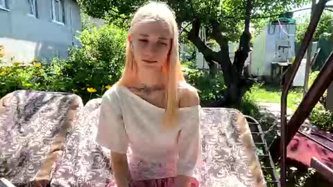 Snapshot of janicesivertsen chatting on 08/01/26, 08:35 Elsa online show from 08/01/26, 08:35