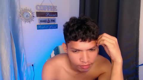 Snapshot of janlloyd04 chatting on 11/04/25, 07:13 janlloyd04 online show from 11/04/25, 07:13