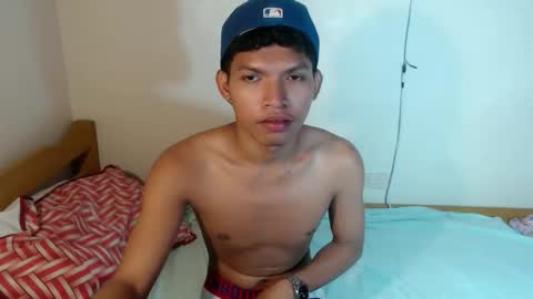 Snapshot of janlloyd04 chatting on 11/18/25, 07:57 janlloyd04 online show from 11/18/25, 07:57