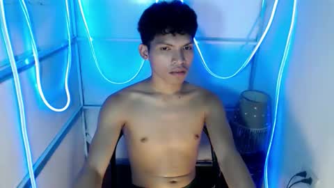 janlloyd04 online show from 03/21/26, 08:19