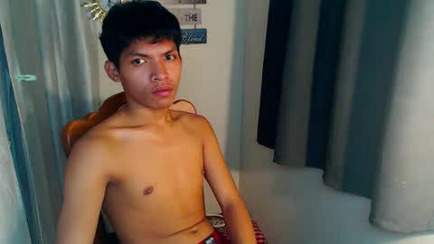 janlloyd04 online show from 04/06/26, 06:58