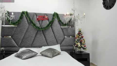 Janna online show from 12/17/25, 03:34