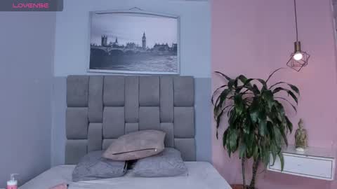 Janna online show from 10/26/25, 06:19