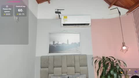 Janna online show from 11/25/25, 11:21