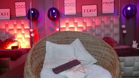 janne online show from 10/13/25, 11:54