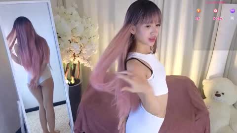 Snapshot of jannetjerkson chatting on 10/17/25, 11:24 Janet online show from 10/17/25, 11:24