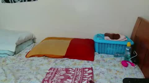 Jannie online show from 04/14/26, 07:47