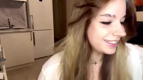 Janni online show from 11/07/25, 05:46