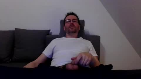 Snapshot of jannis_37 chatting on 12/03/25, 05:22 jannis_37 online show from 12/03/25, 05:22