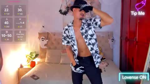 janomar01 online show from 10/31/25, 07:26